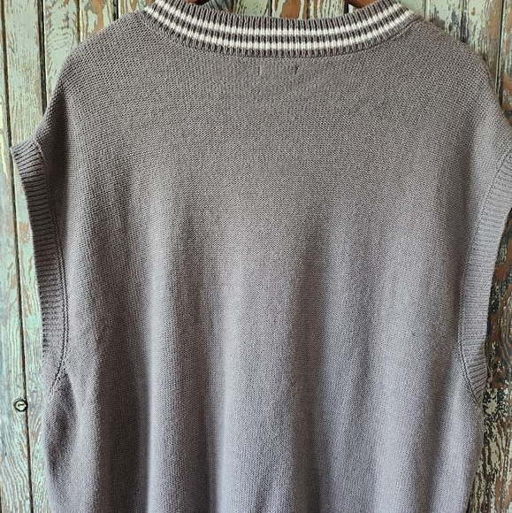 XXL Wild Fable Vest - Picture 5 of 5